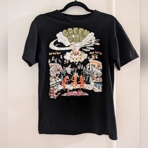 Green Day Black Short Sleeve Graphic Tee